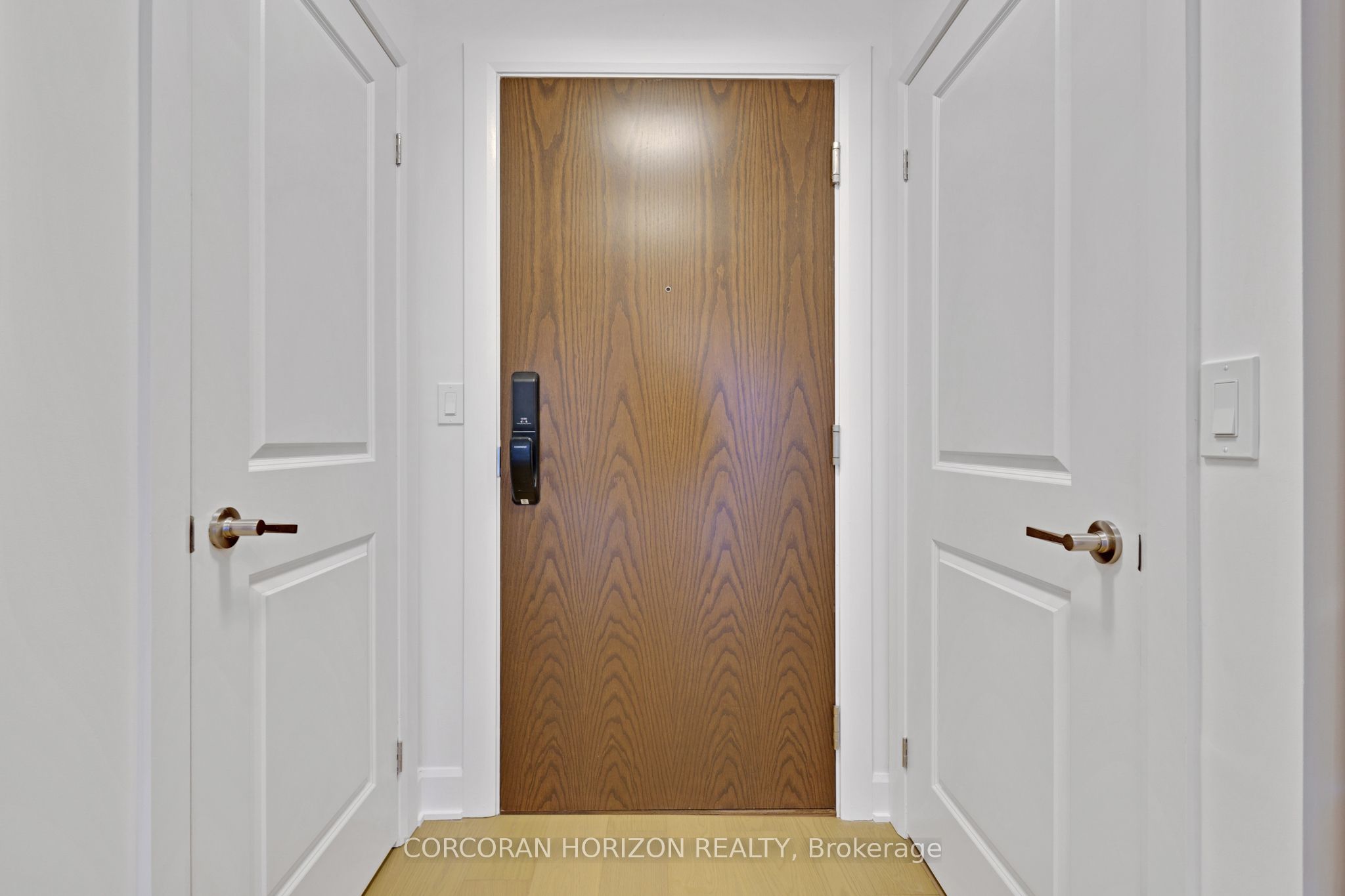 Additional image 3 of 1909-3240 William Coltson Avenue, Oakville, ON, L6H 8C8