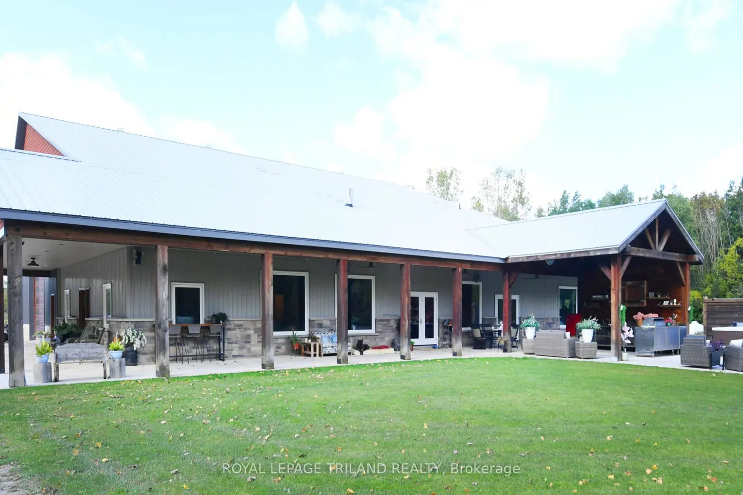 Additional image 3 of 7264 Ridge Road