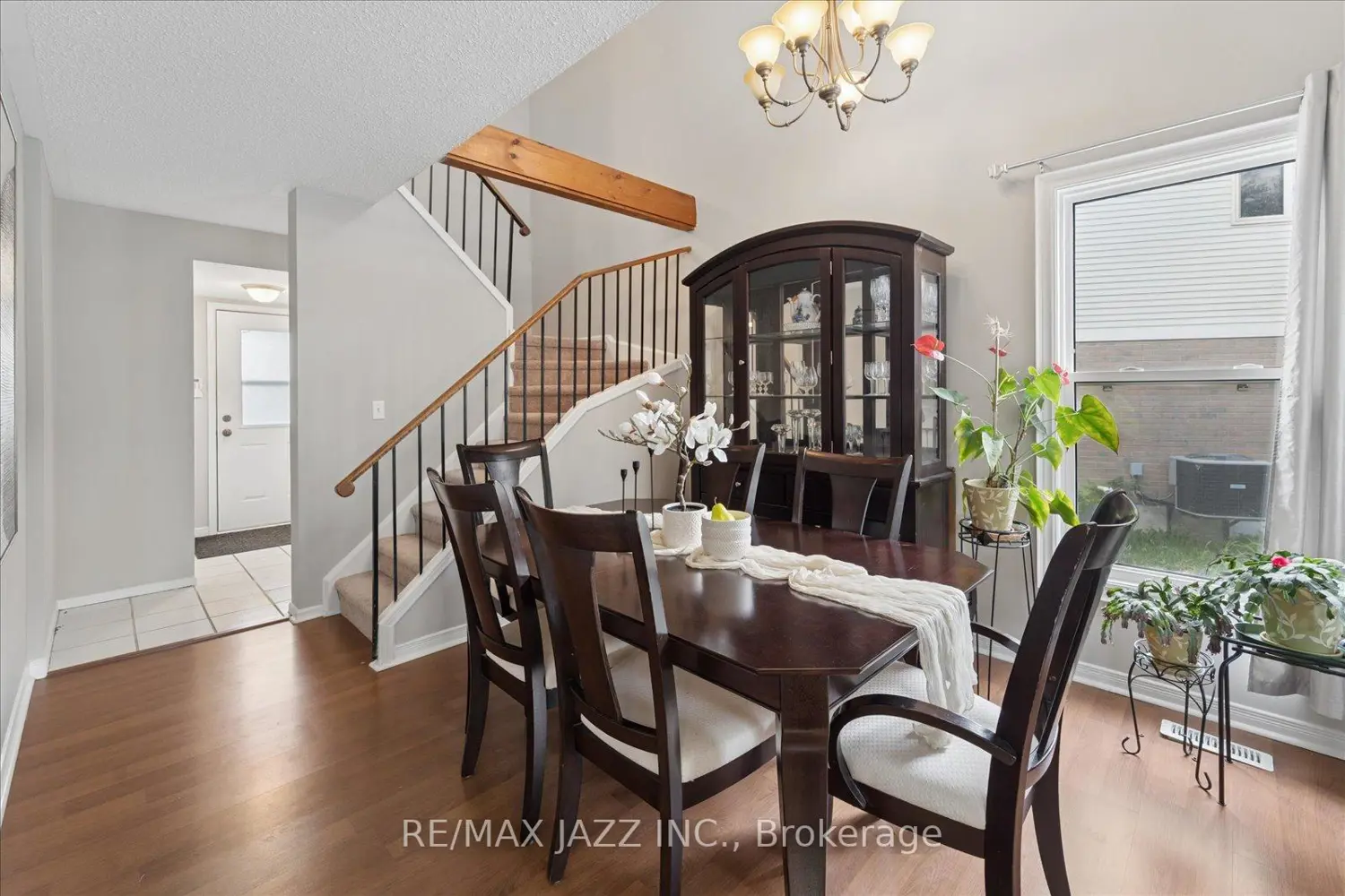 Additional image 3 of 1360 Sunnybrae Crescent