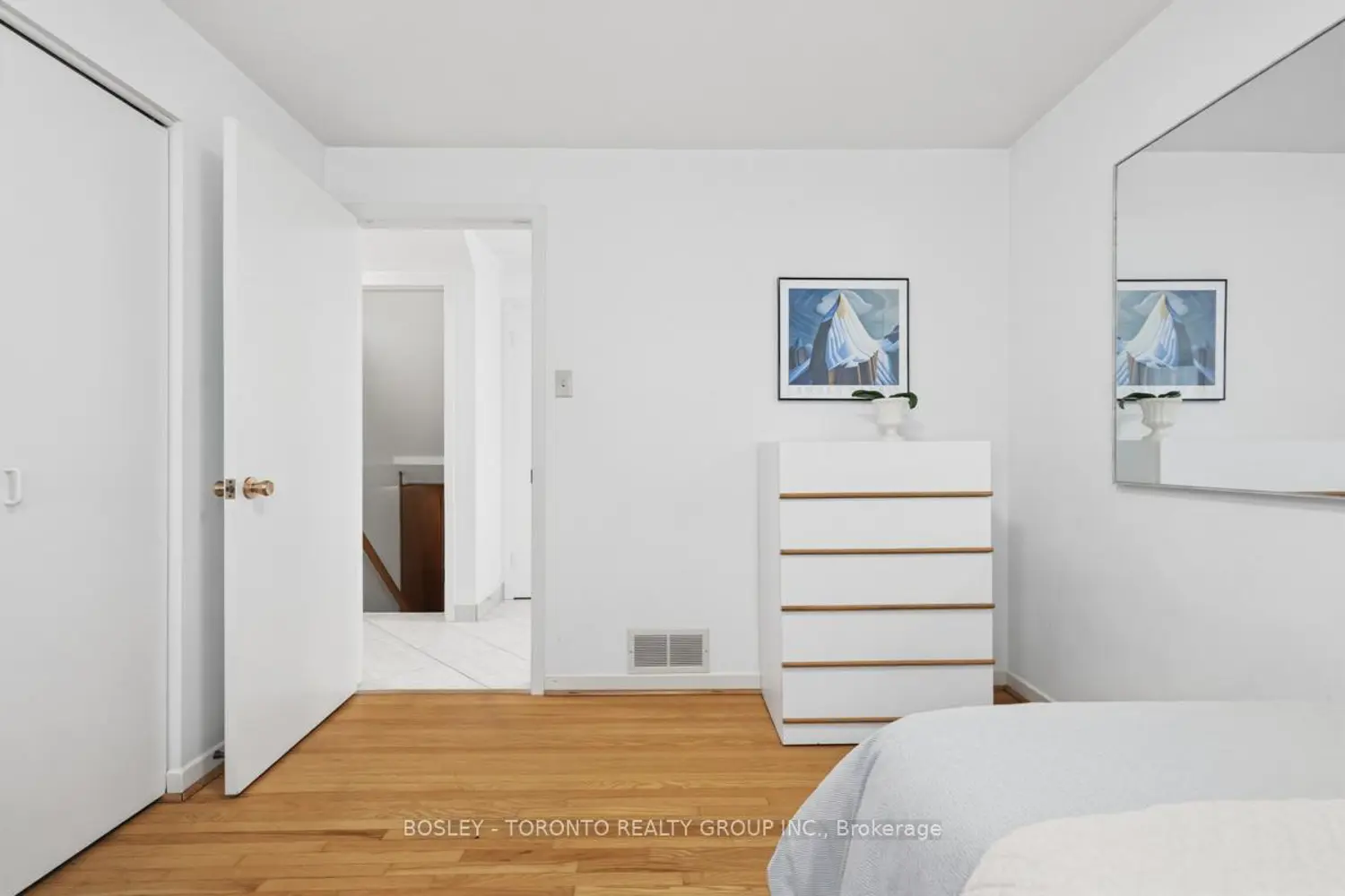 Additional image 15 of 17 Glamis Place