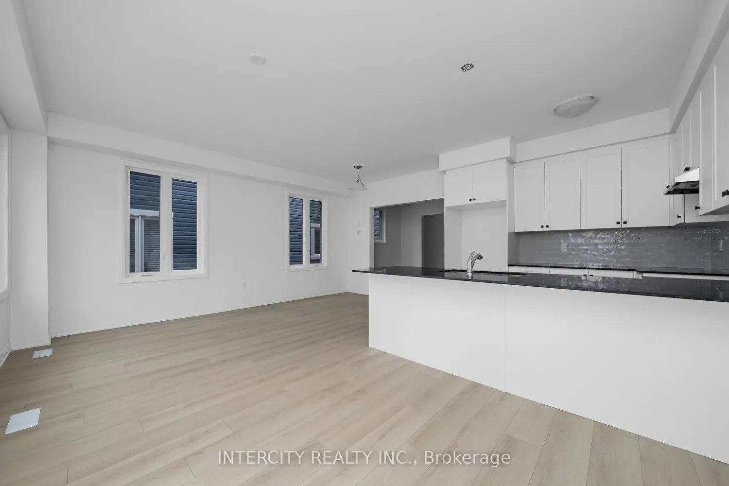 Additional image 7 of 138 Mcgill Avenue