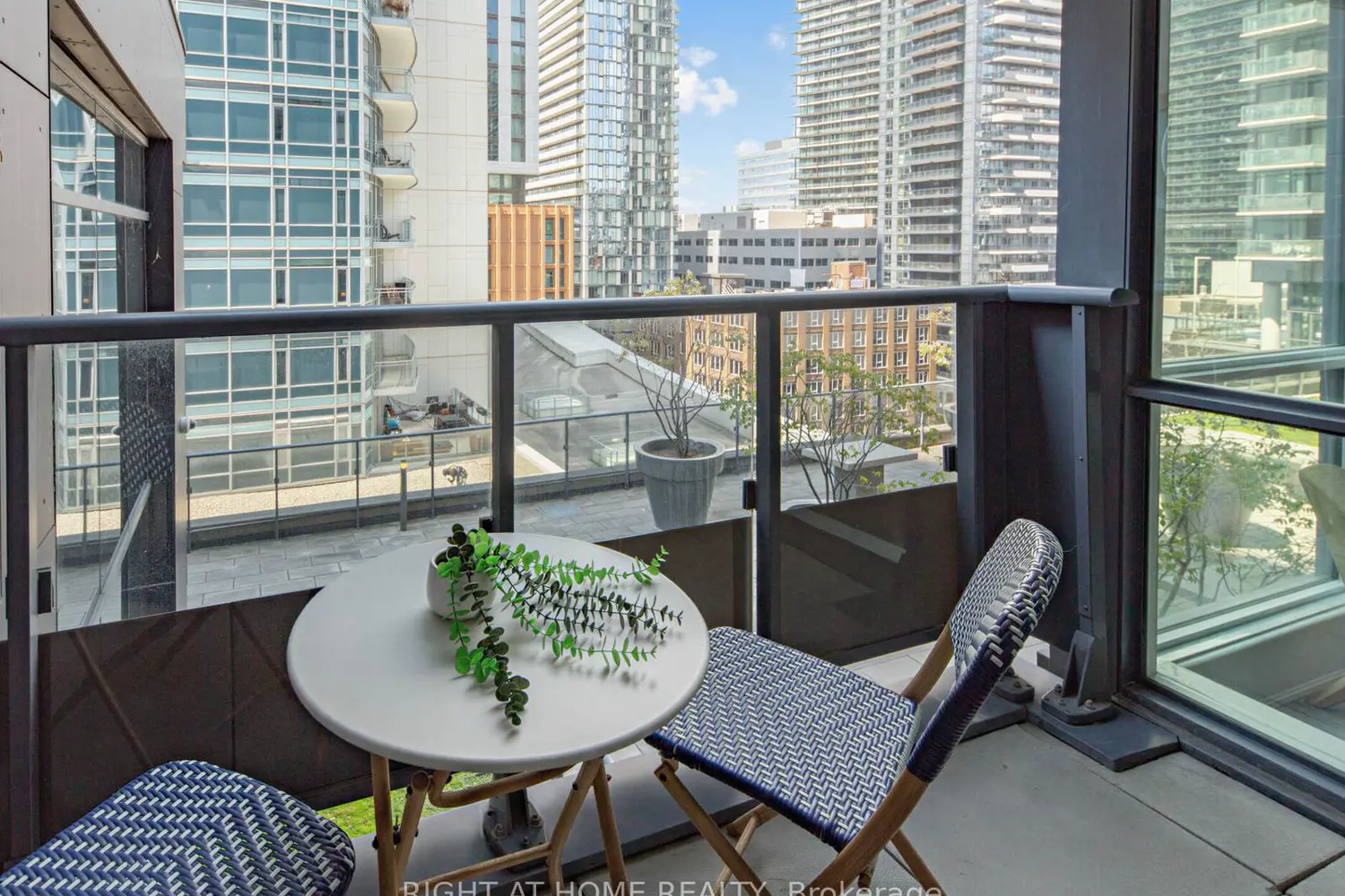 Additional image 8 of 295 Adelaide Street 1210