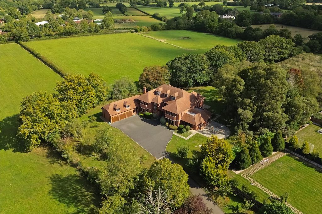 Additional image 20 of 7 bed detached house to rentChavey Down Road, Winkfield Row, Bracknell, Berkshire RG42