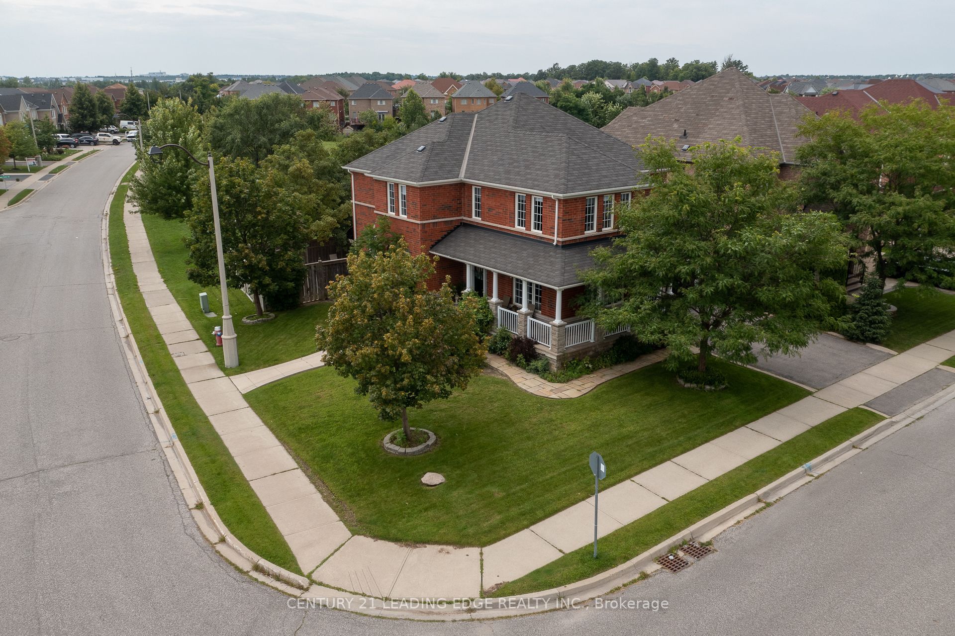 Additional image 4 of 26 Huntspoint Drive, Brampton, ON, L6P 2E7