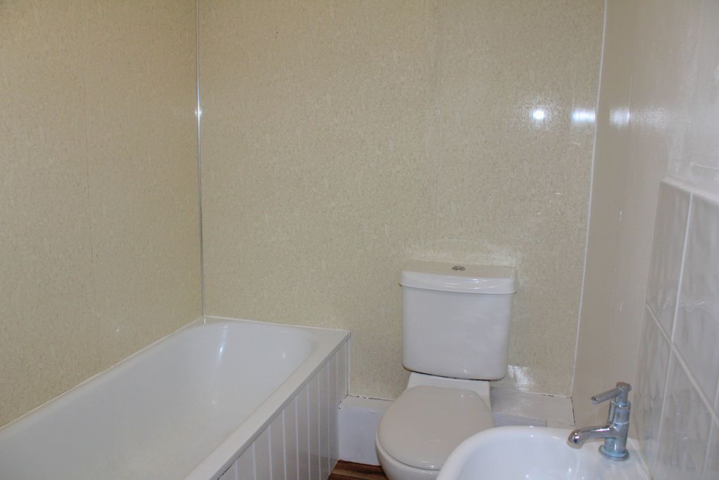Additional image 4 of 1 bed flat to rentMarket Place, Brigg DN20