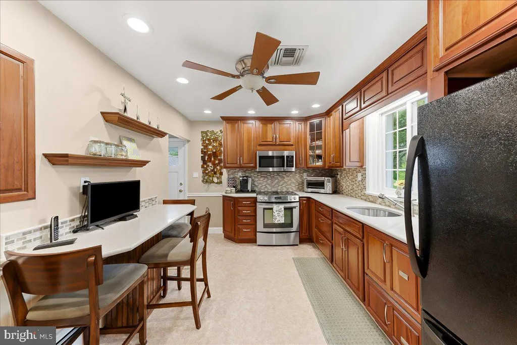 Additional image 12 of 4676 Malden Drive, Wilmington, DE 19803