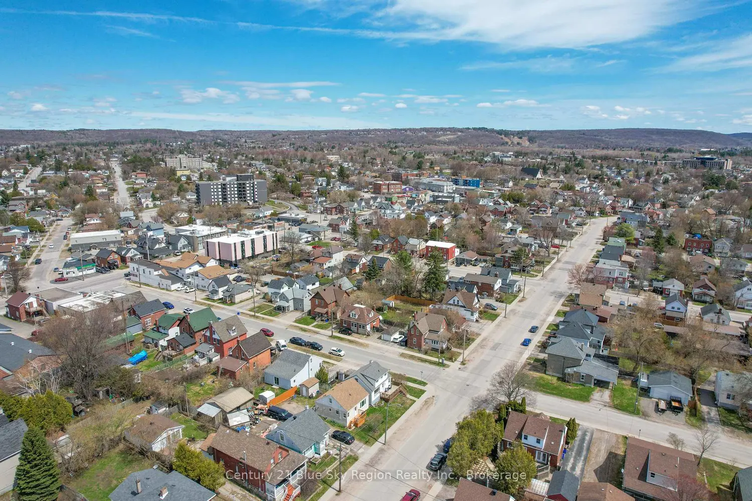 Additional image 9 of 890 Fraser Street