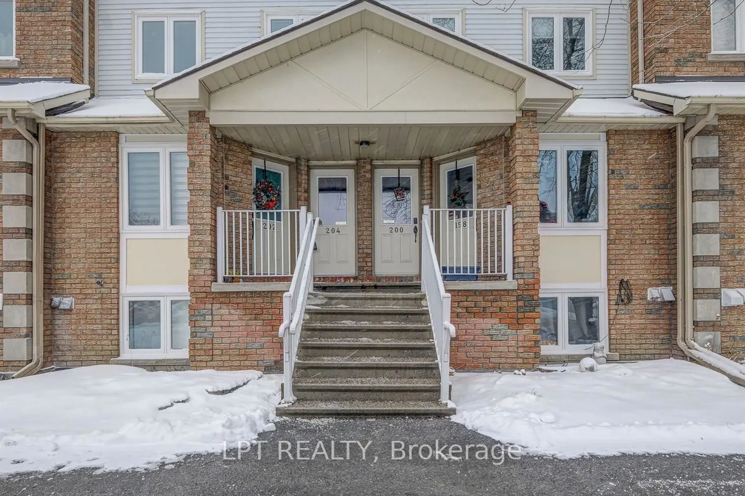 204 Briston Private 30 photo 2