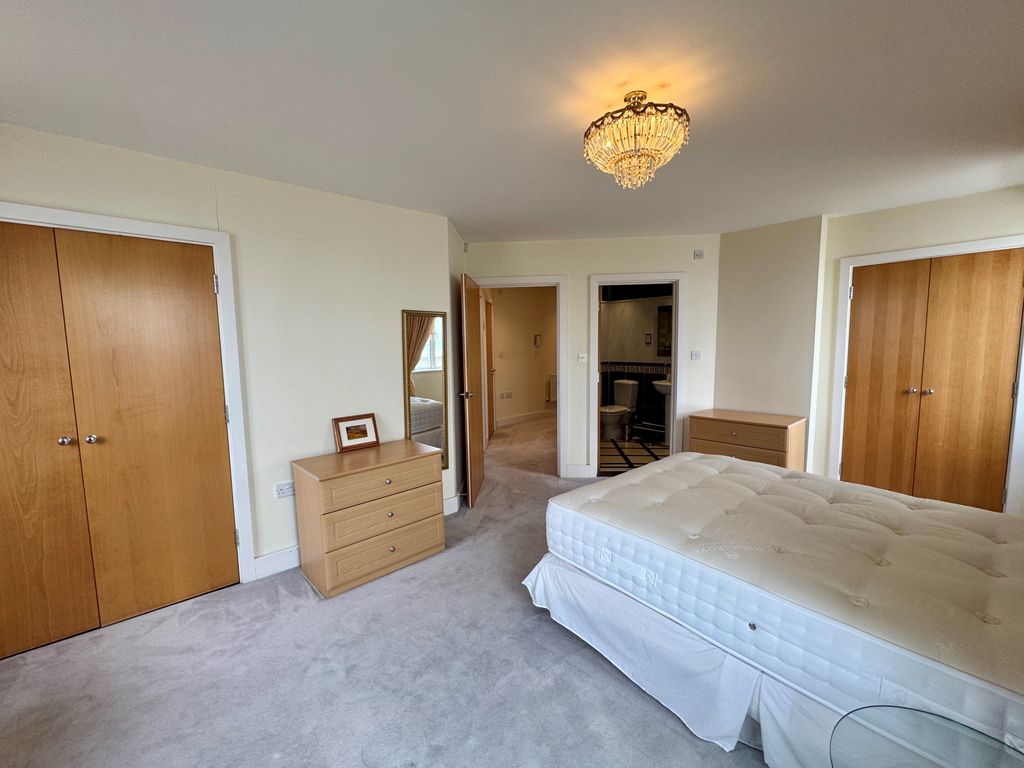 Additional image 7 of 2 bed penthouse to rentNautilus, Worthing BN11