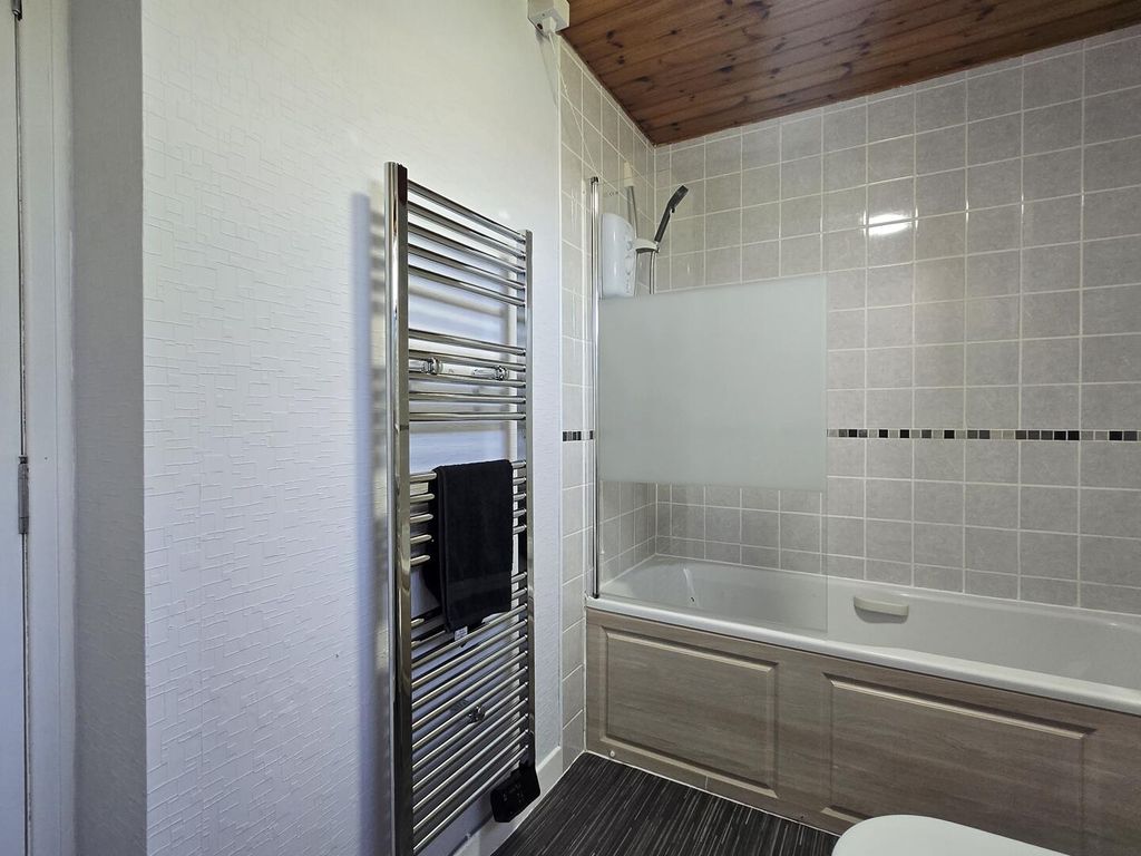 Additional image 17 of 2 bed flat to rentIona Court, Perth PH1