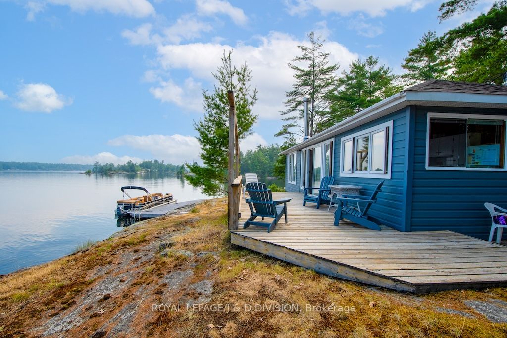 4446 Is 107 Stoney Lake Island, North Kawartha, ON, K0L 2H0