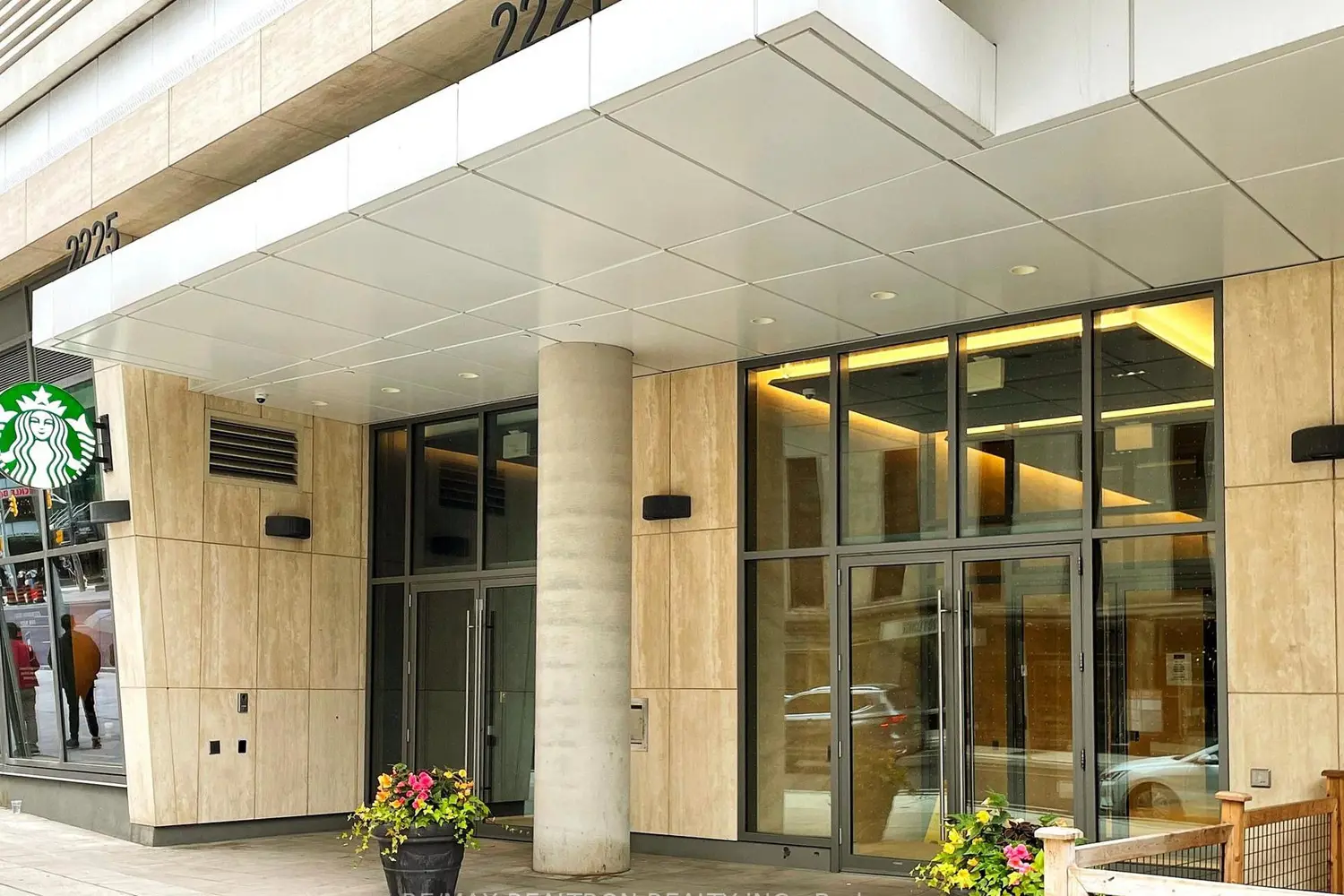 Additional image 3 of 2221 Yonge Street 213
