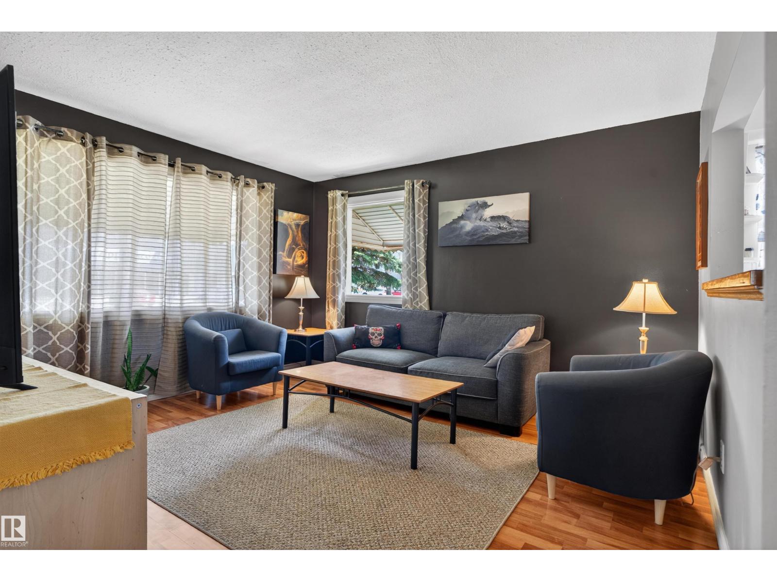 Additional image 4 of 12040 76 Street NW, Edmonton, AB, T5B2C8