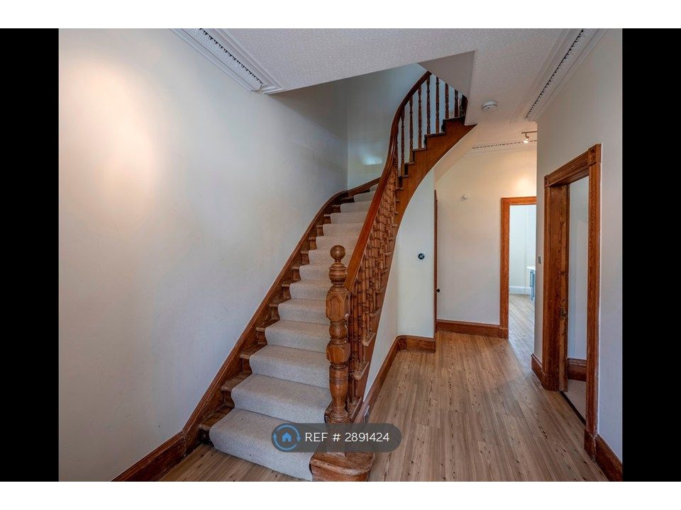 Additional image 2 of 5 bed semi-detached house to rentHamilton Place, Aberdeen AB15