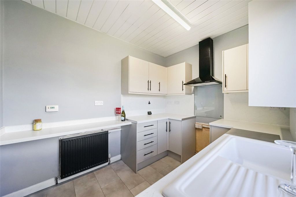 Additional image 8 of 3 bed flat for saleHareburn Road, Tillicoultry, Clackmannanshire FK13