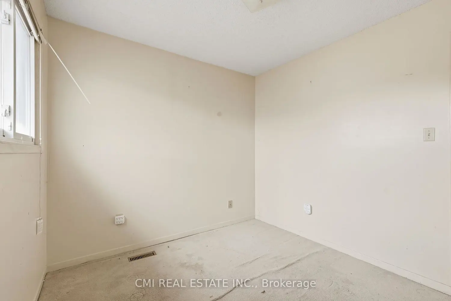 Additional image 9 of 2275 Chapman Court
