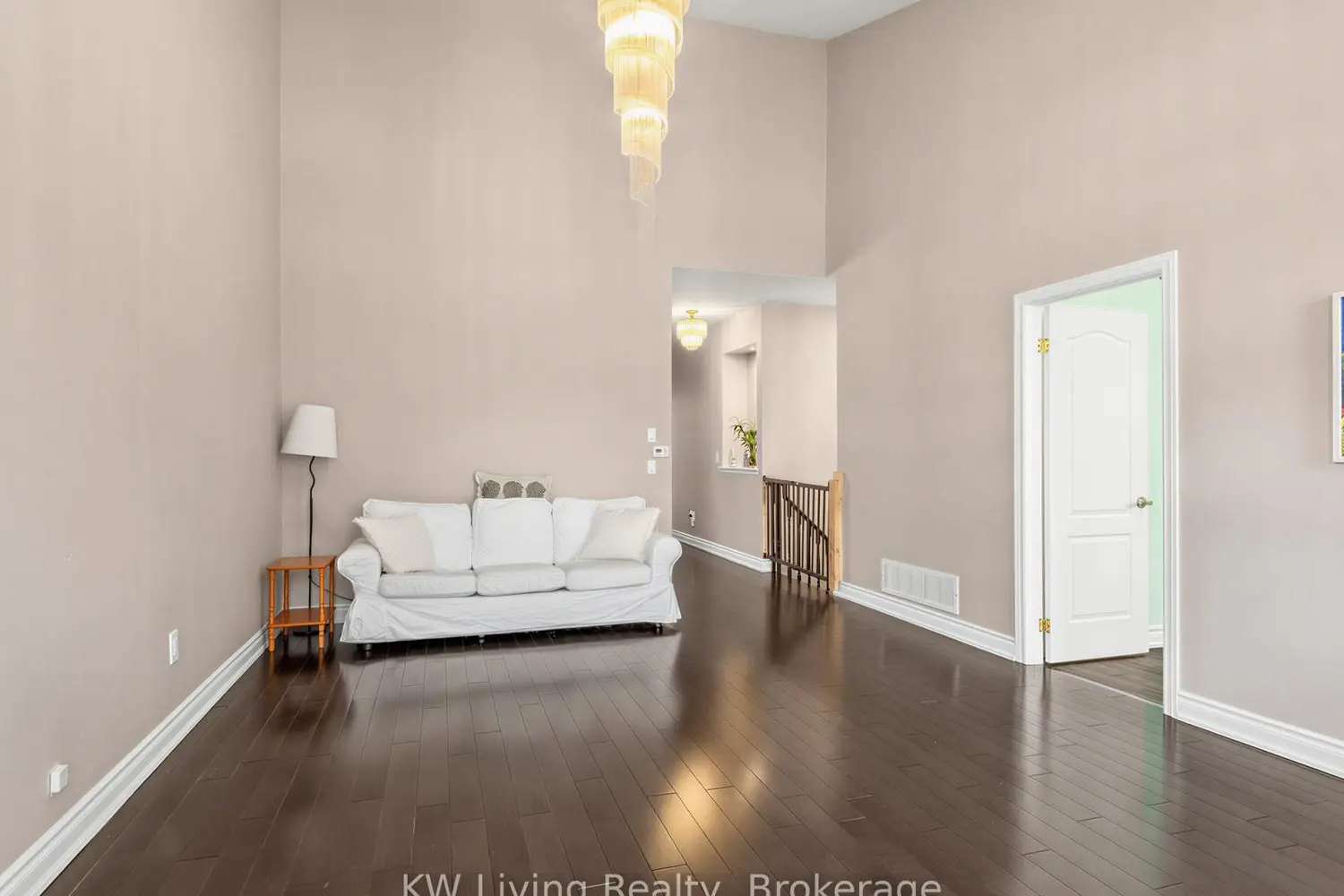 Additional image 3 of 21 Cliveden Place