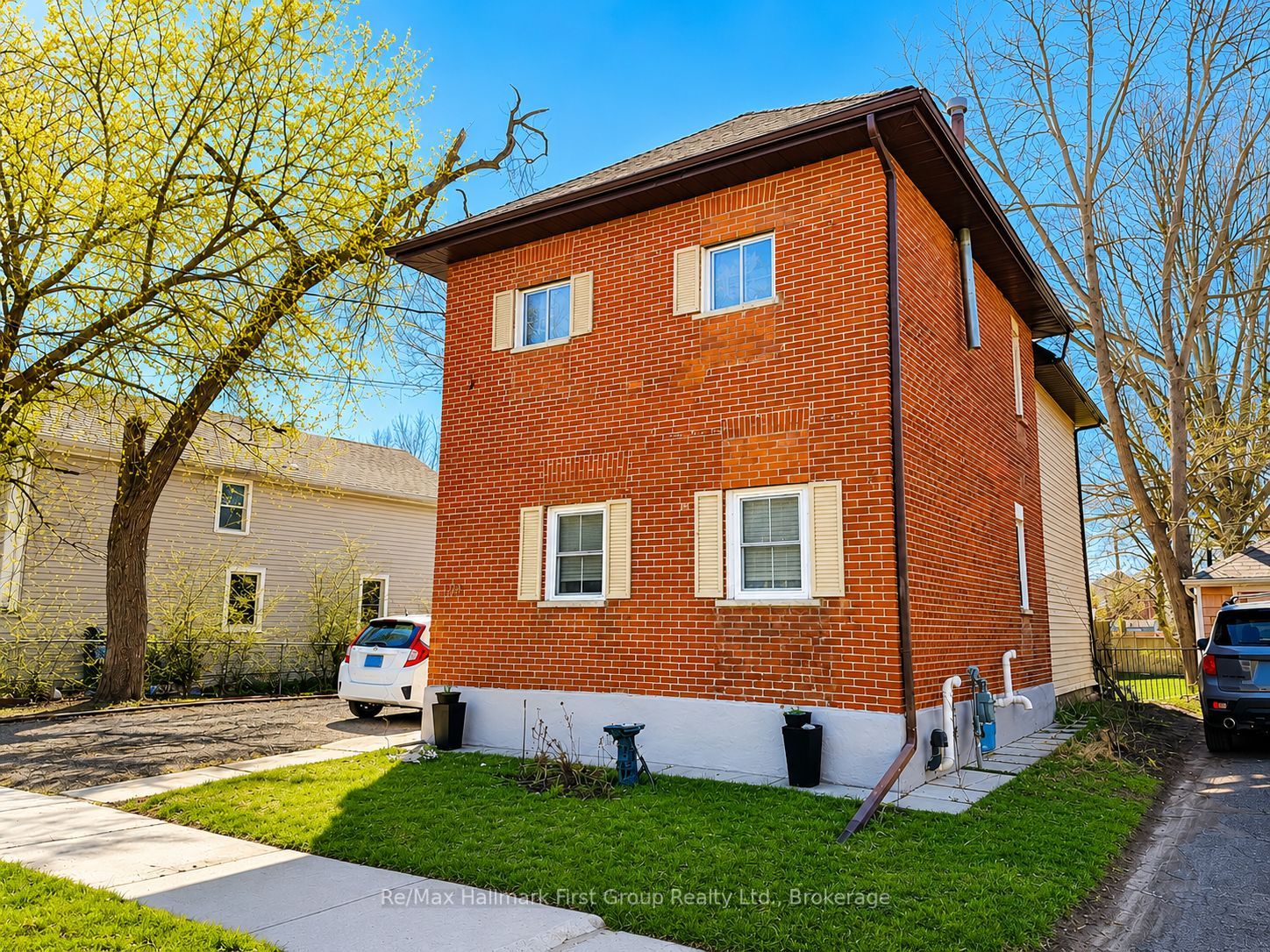 Main-509 Parnell Street, Peterborough, ON, K9J 4J3
