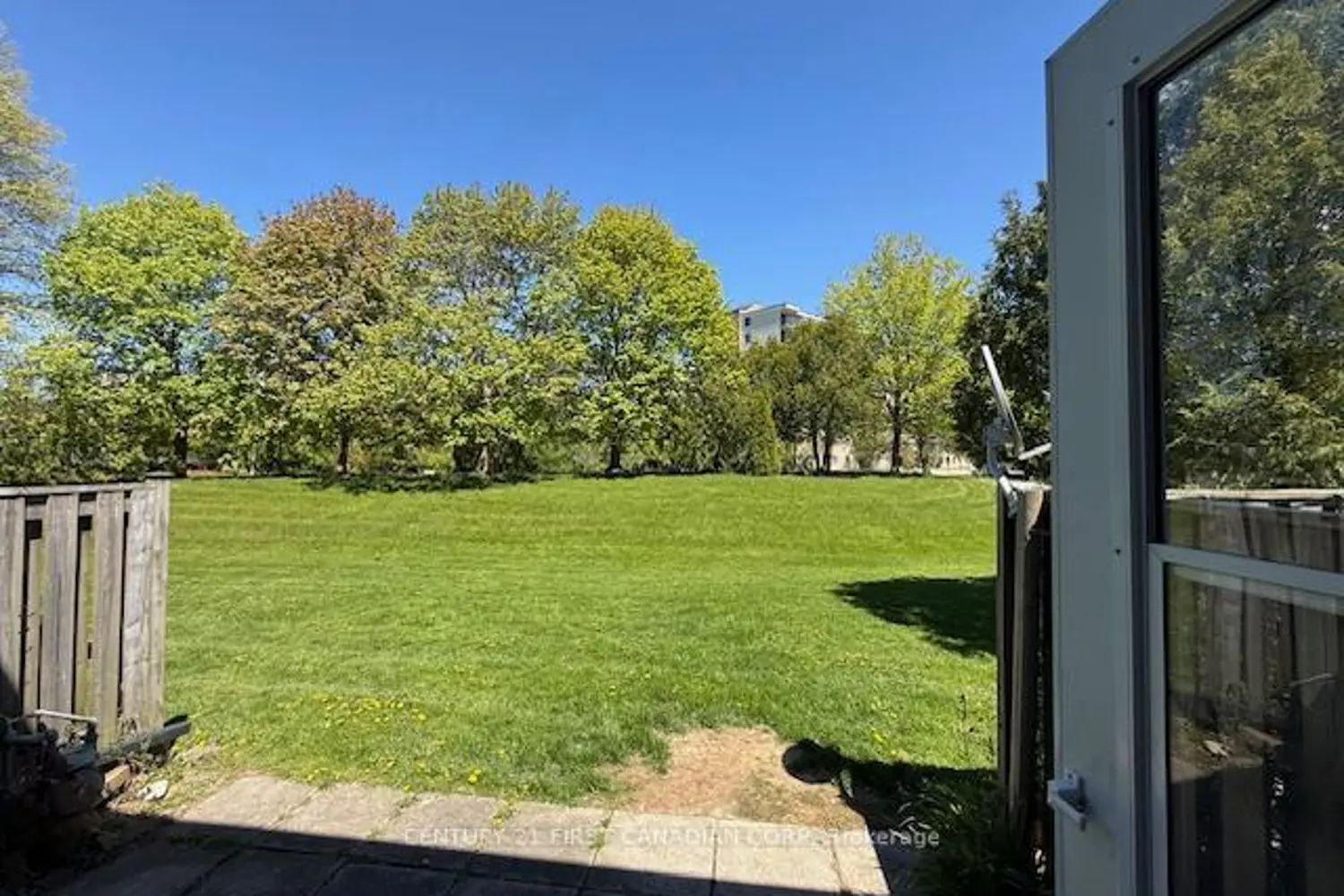 Additional image 5 of 475 Sandringham Crescent 39
