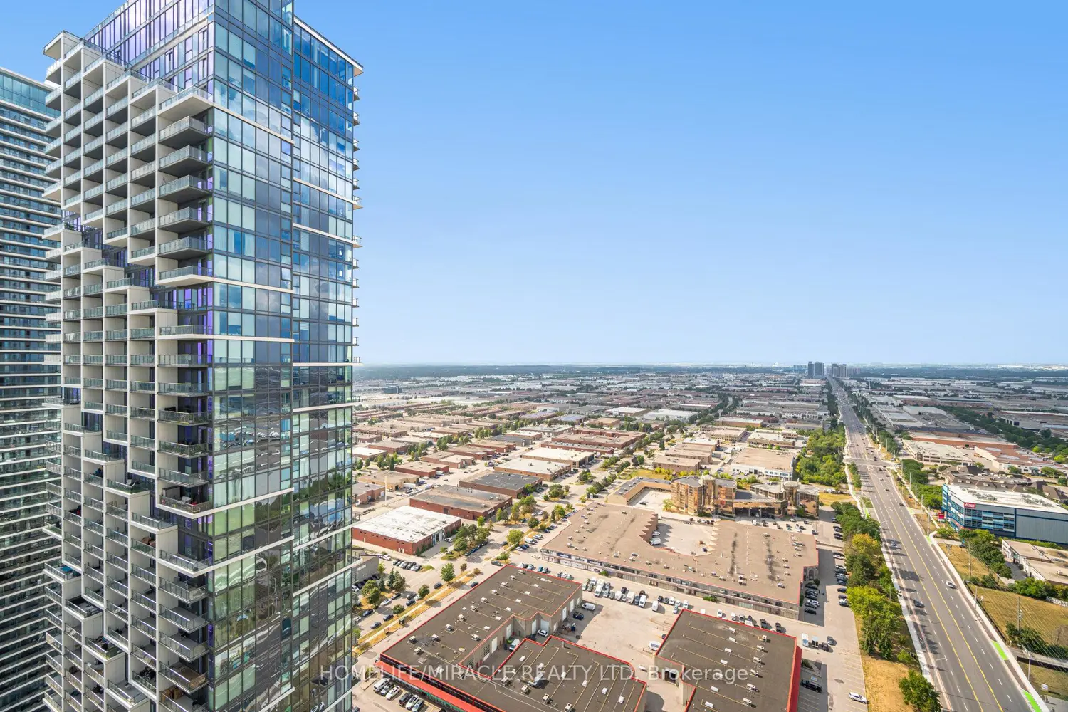 Additional image 11 of 7890 Jane Street 3907