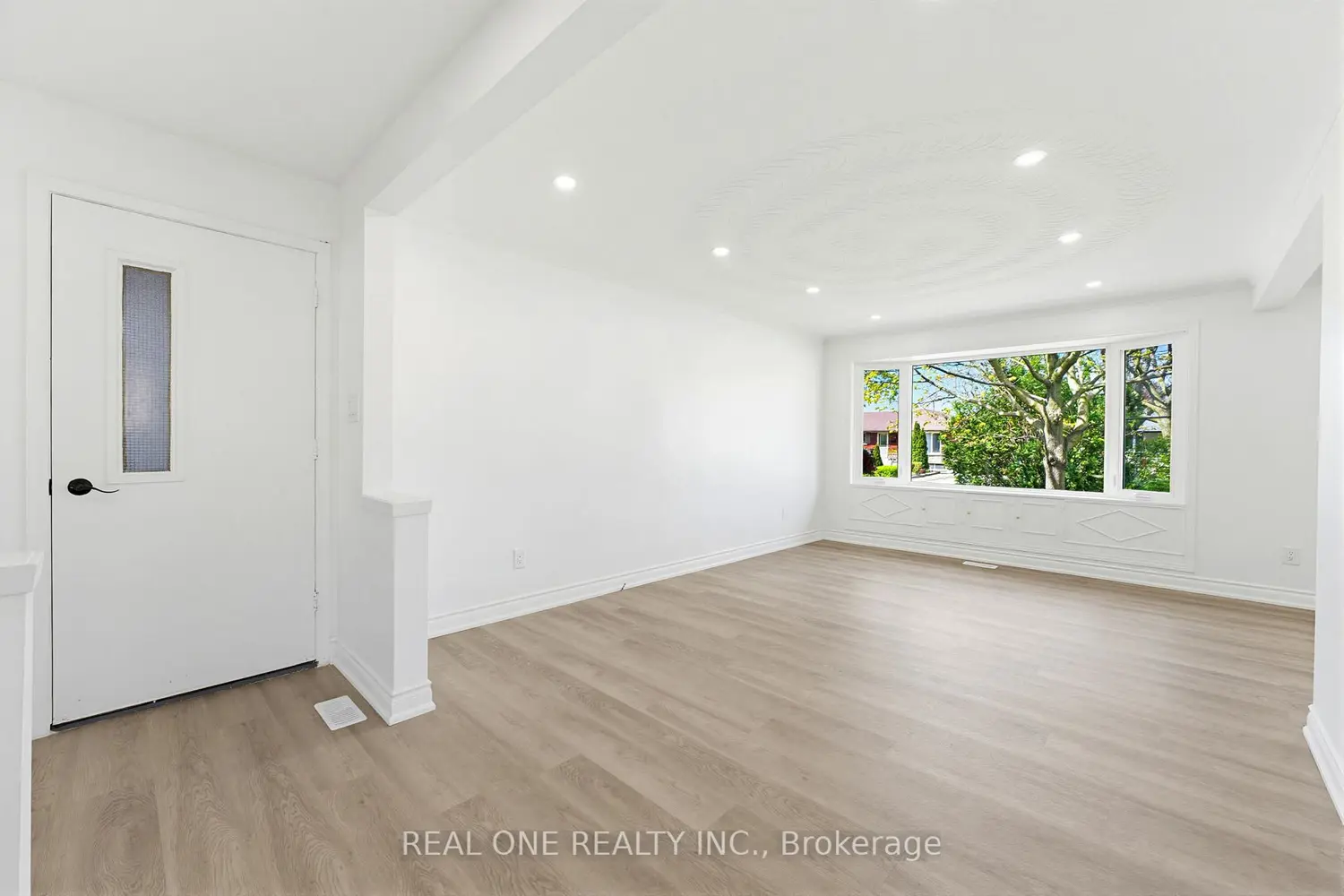 Additional image 7 of 63 Palm Crescent