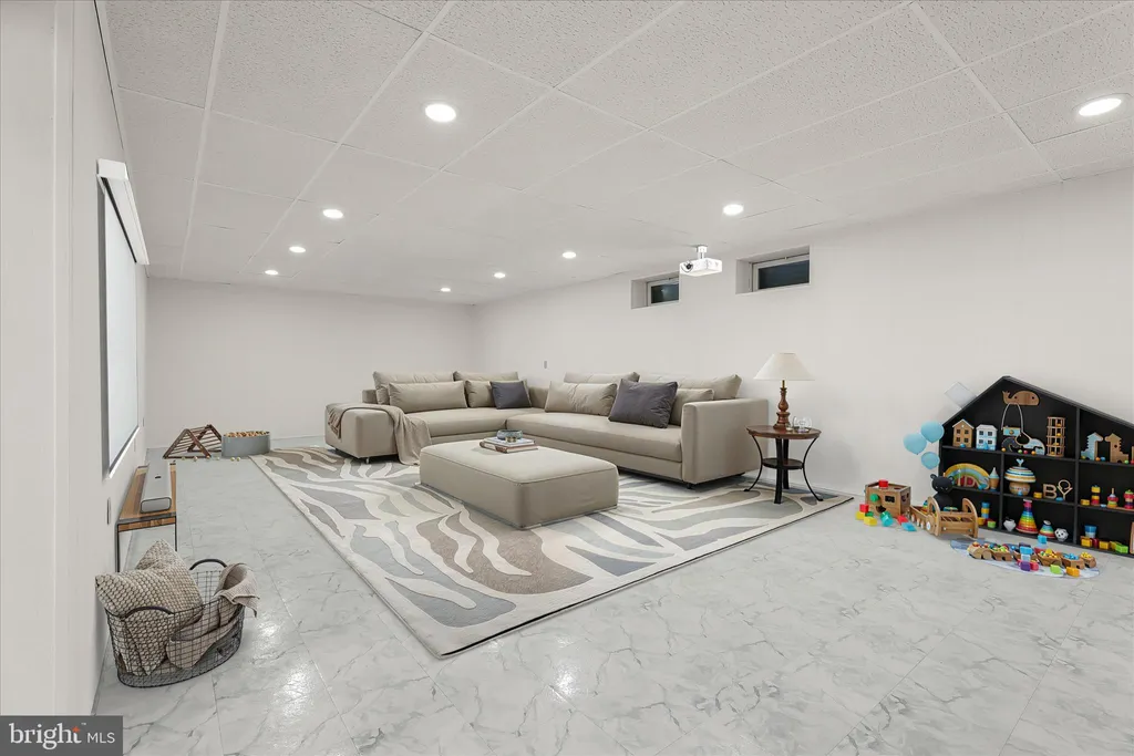Additional image 39 of 320 Chalk Hill Drive, Baltimore, MD 21208