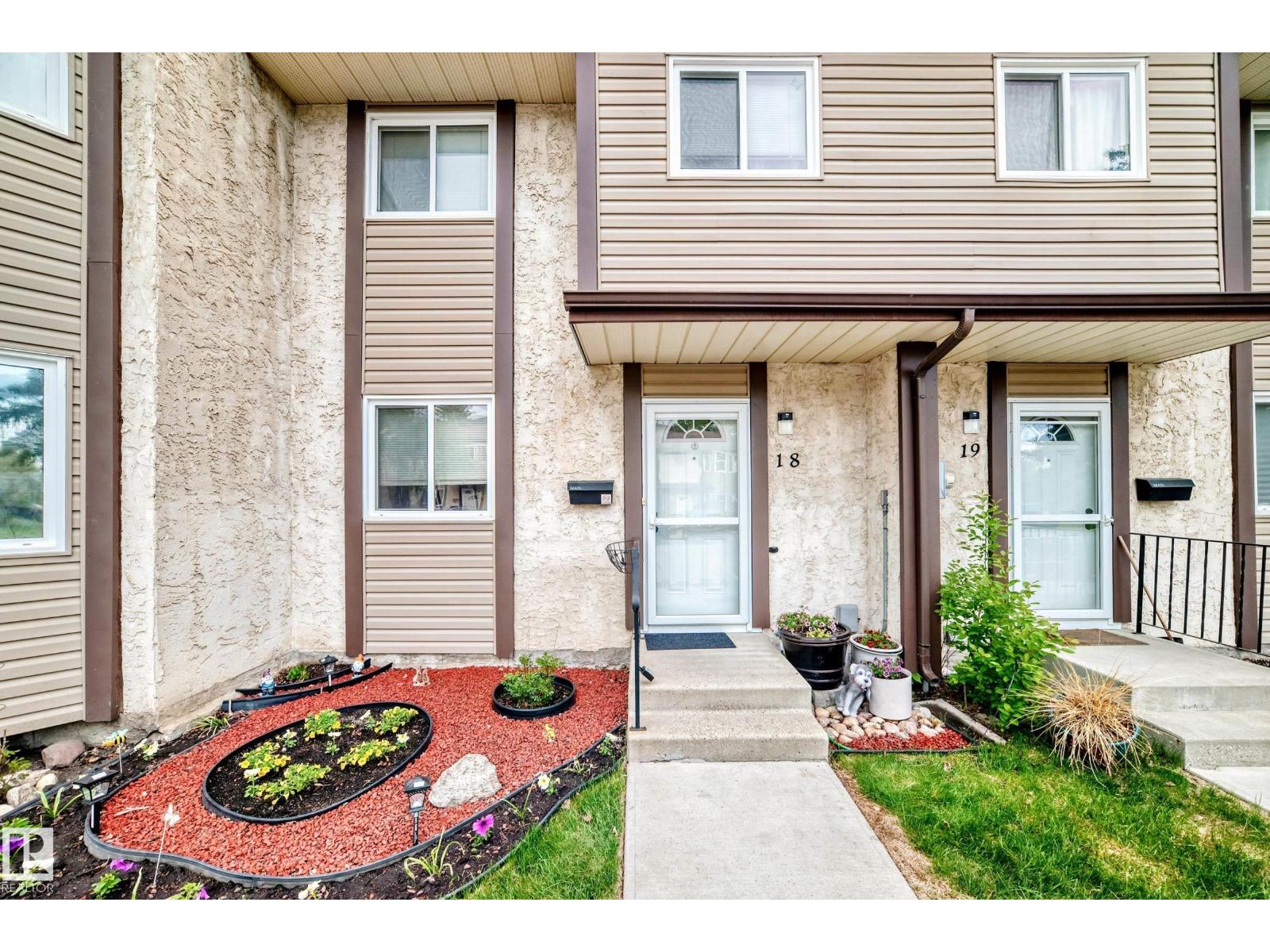 Additional image 2 of 18-10453 20 Avenue NW, Edmonton, AB, T6J5A1