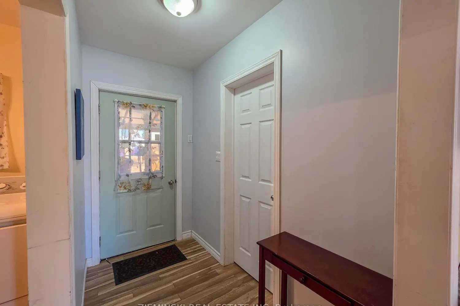 Additional image 14 of 657 Cedar Avenue