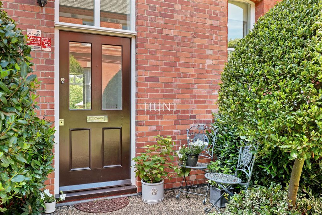 Additional image 28 of 3 bed flat for saleNorthumberland House, Repton Park, Woodford Green IG8