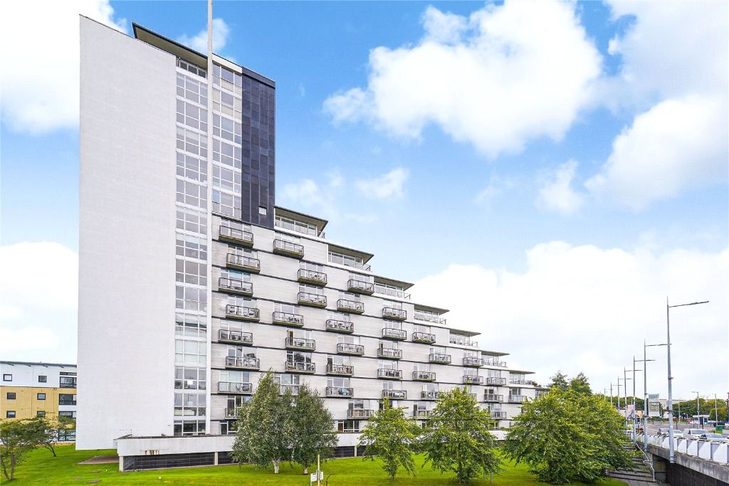2 bed flat to rentMavisbank Gardens, City Centre, Glasgow G51