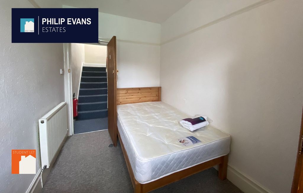 Additional image 13 of 6 bed terraced house to rentHigh Street, Aberystwyth SY23