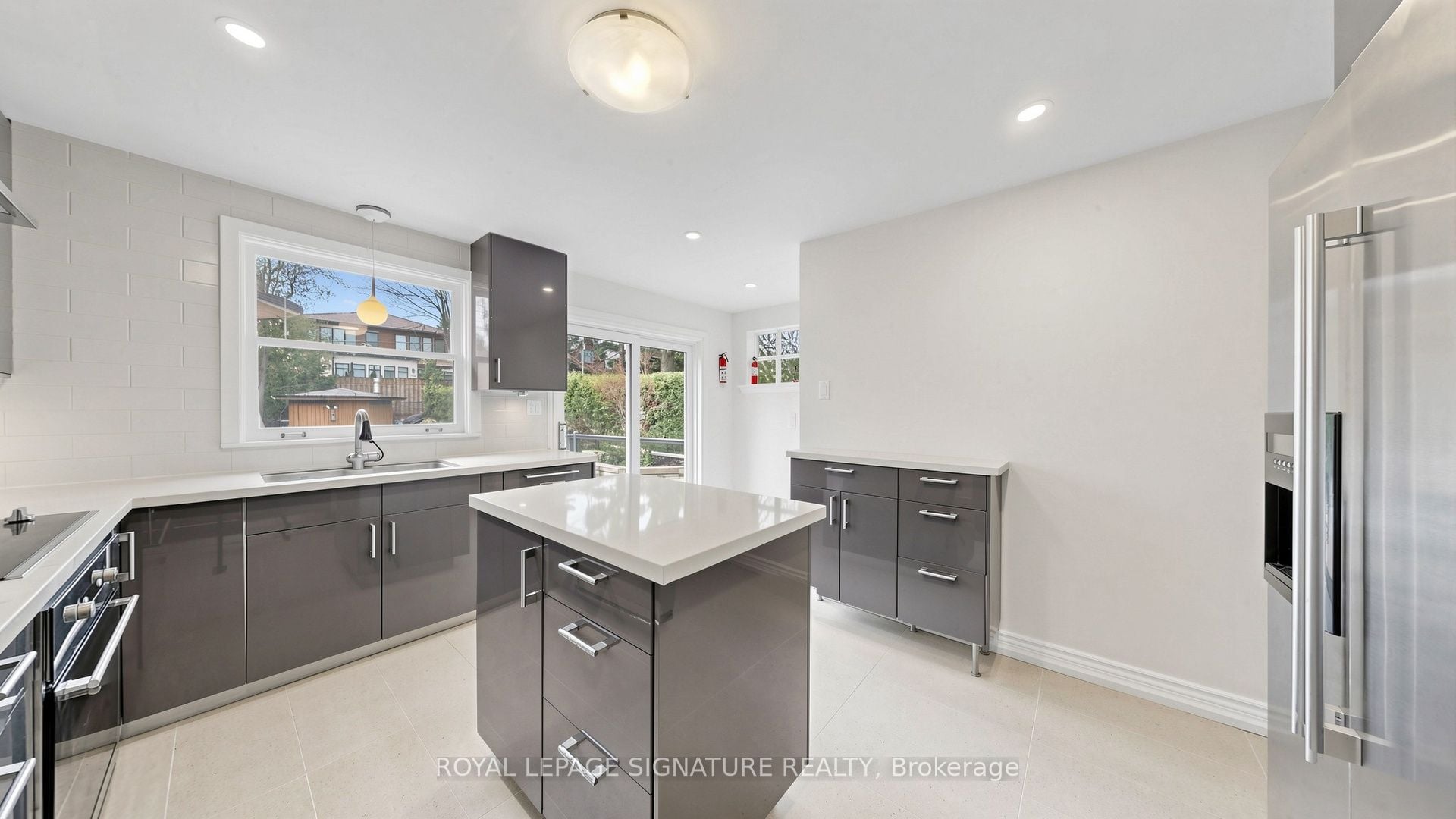 Additional image 4 of 195 York Mills Road, Toronto, ON, M2L 1K8