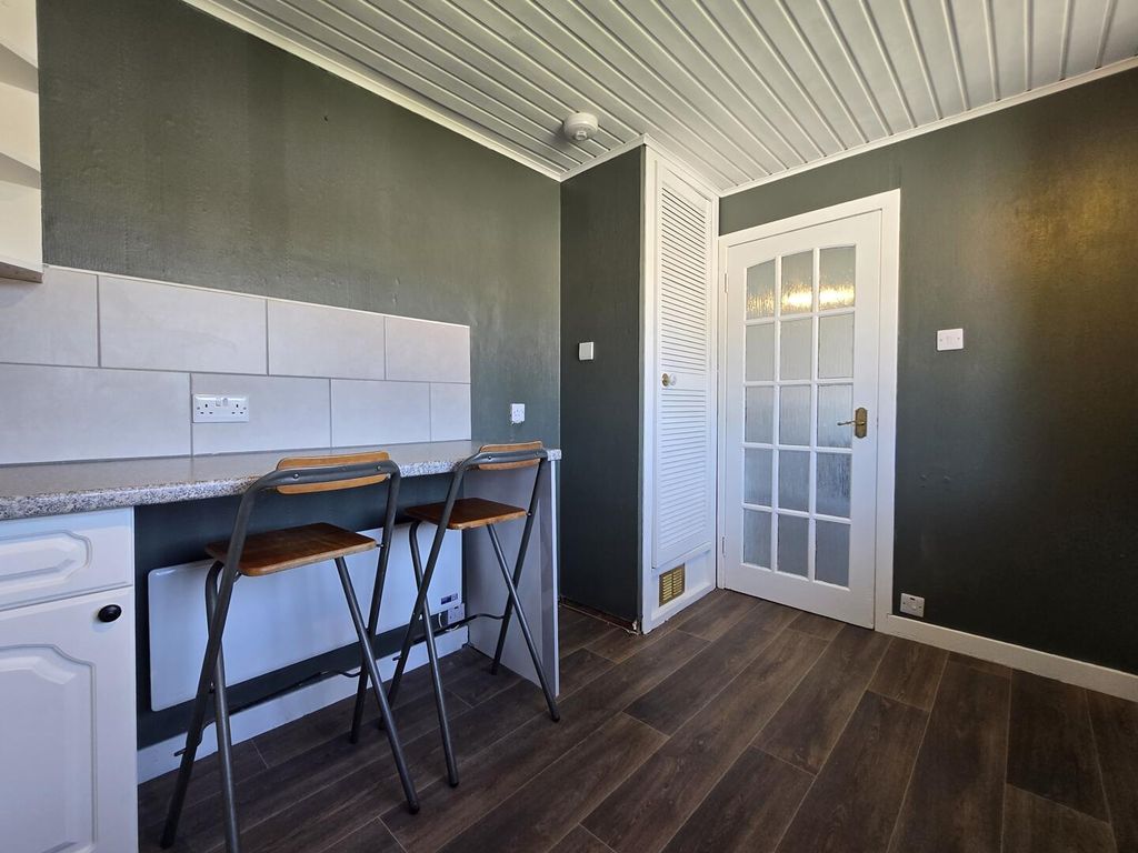 Additional image 7 of 2 bed flat to rentIona Court, Perth PH1
