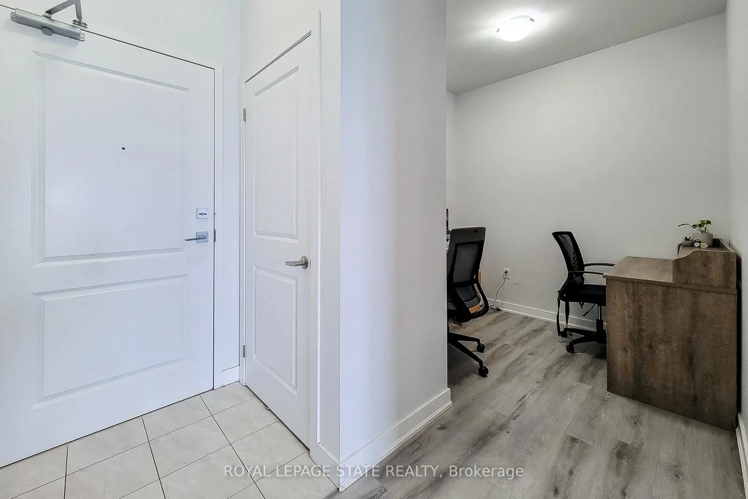 Additional image 19 of 125 Shoreview Place 628