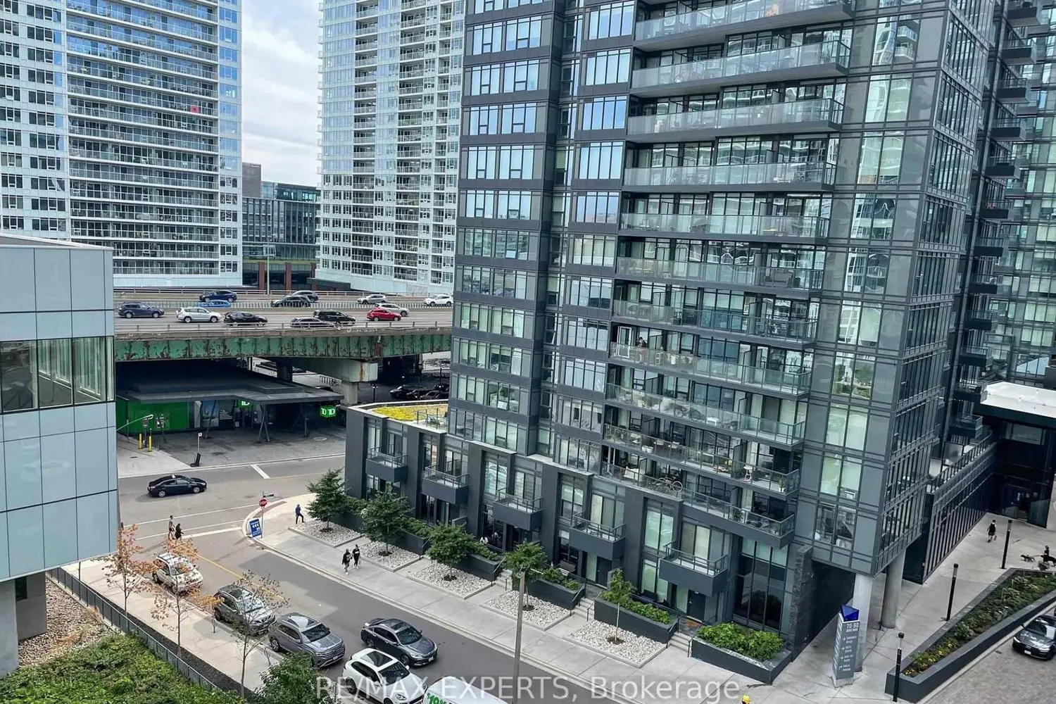 Additional image 17 of 85 Queens Wharf Road 805