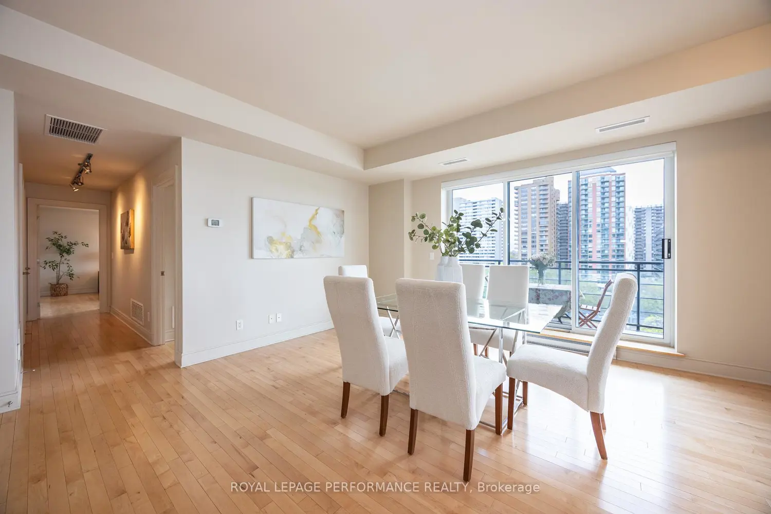Additional image 2 of 95 Bronson Avenue 1006