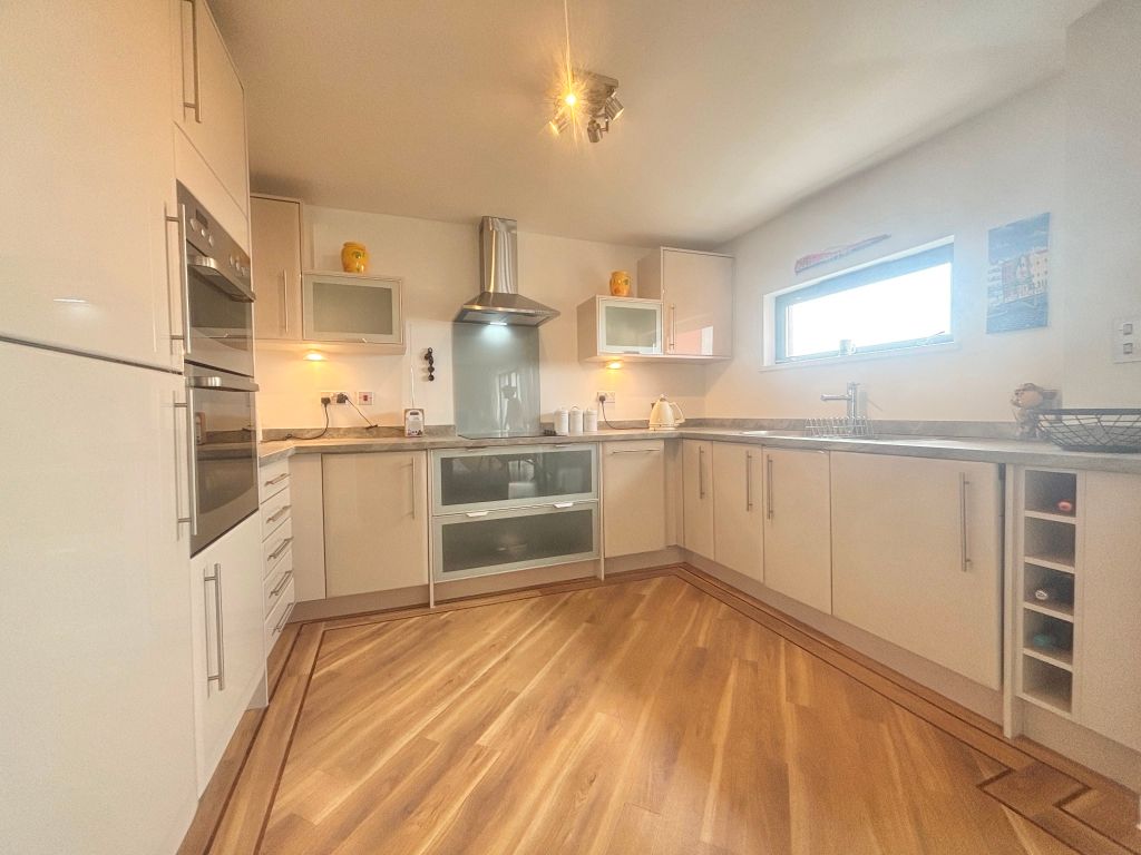 Additional image 7 of 2 bed flat to rentFishermans Way, Maritime Quarter, Swansea SA1