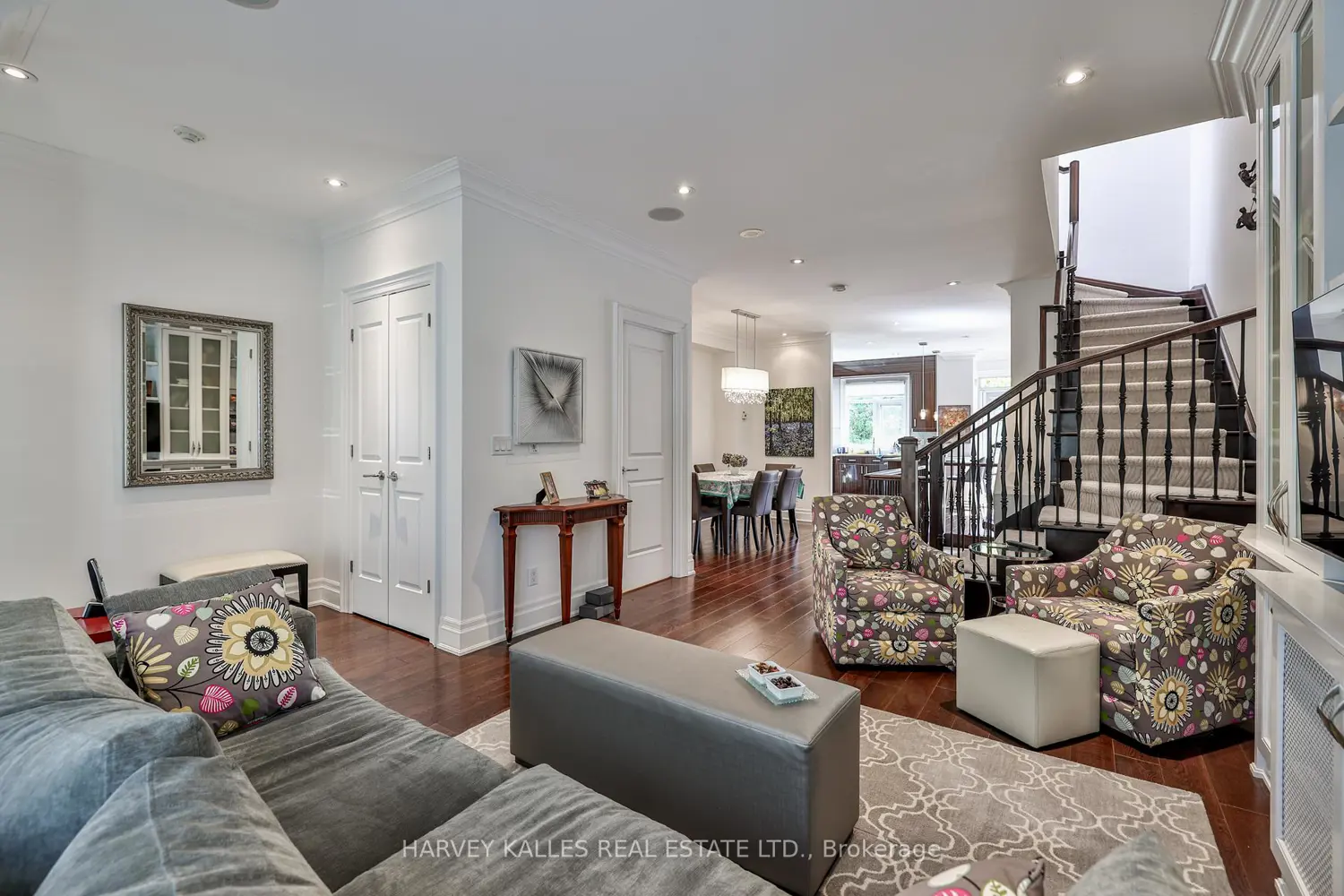 417 St Germain Avenue photo 5