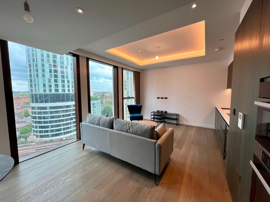 Additional image 2 of 1 bed flat to rentApartment B, Carnation Way, London SW8