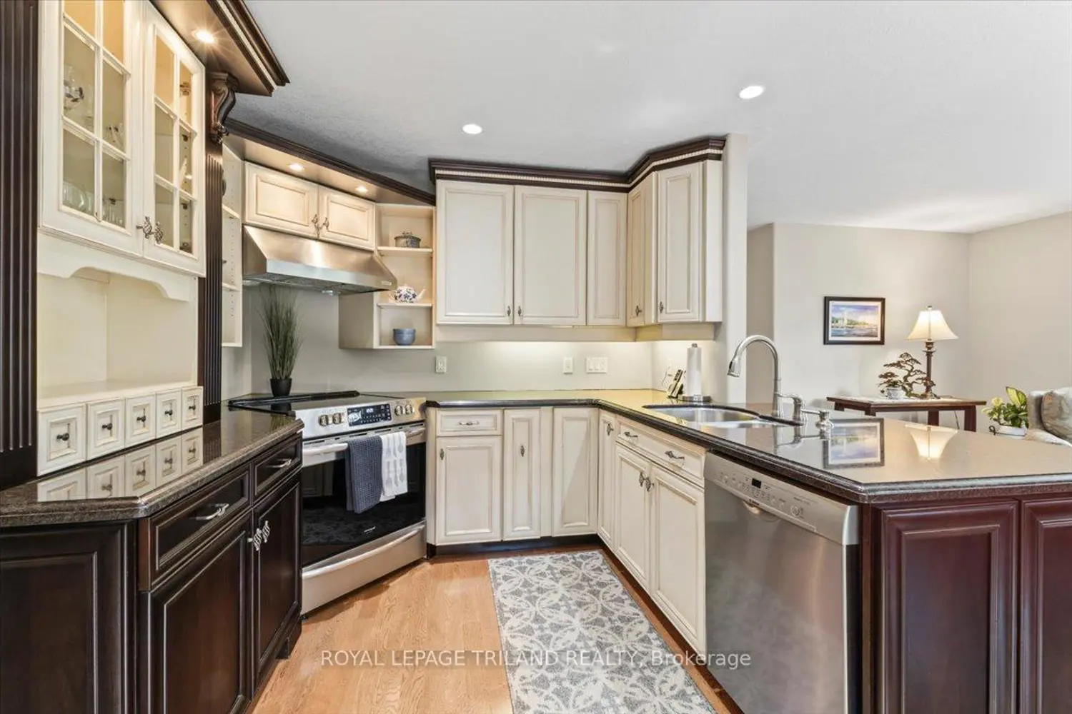 Additional image 6 of 272 4Th Street Crescent