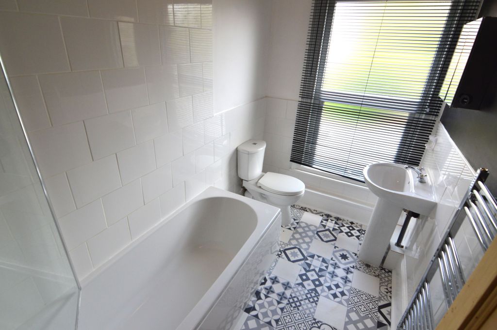 Additional image 4 of 2 bed maisonette to rentEleanor Street, Grimsby DN32