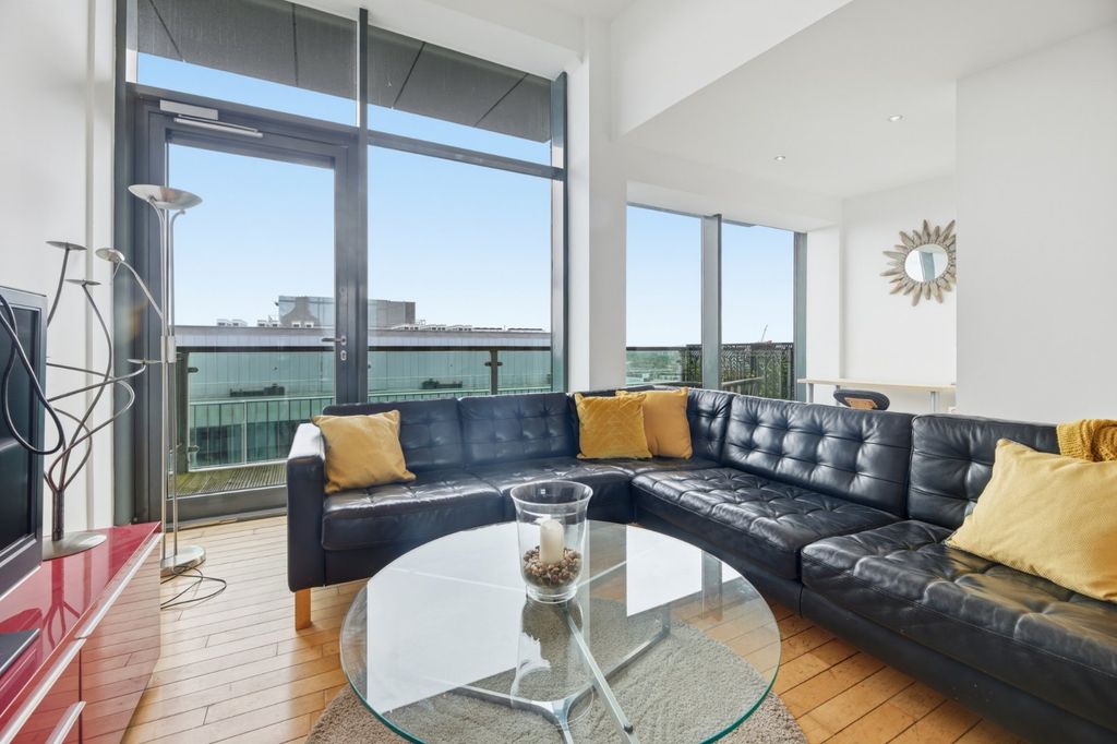 Additional image 3 of 3 bed flat for saleBothwell Street, City Centre, Glasgow G2