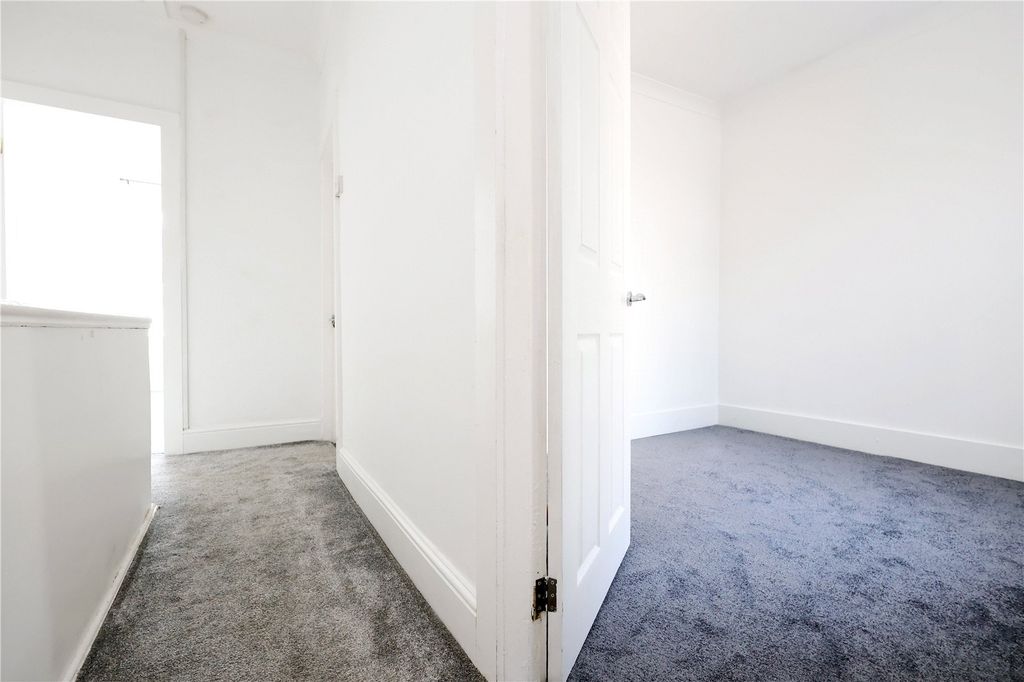 Additional image 15 of 3 bed flat to rentHigh Street, Tonypandy CF40