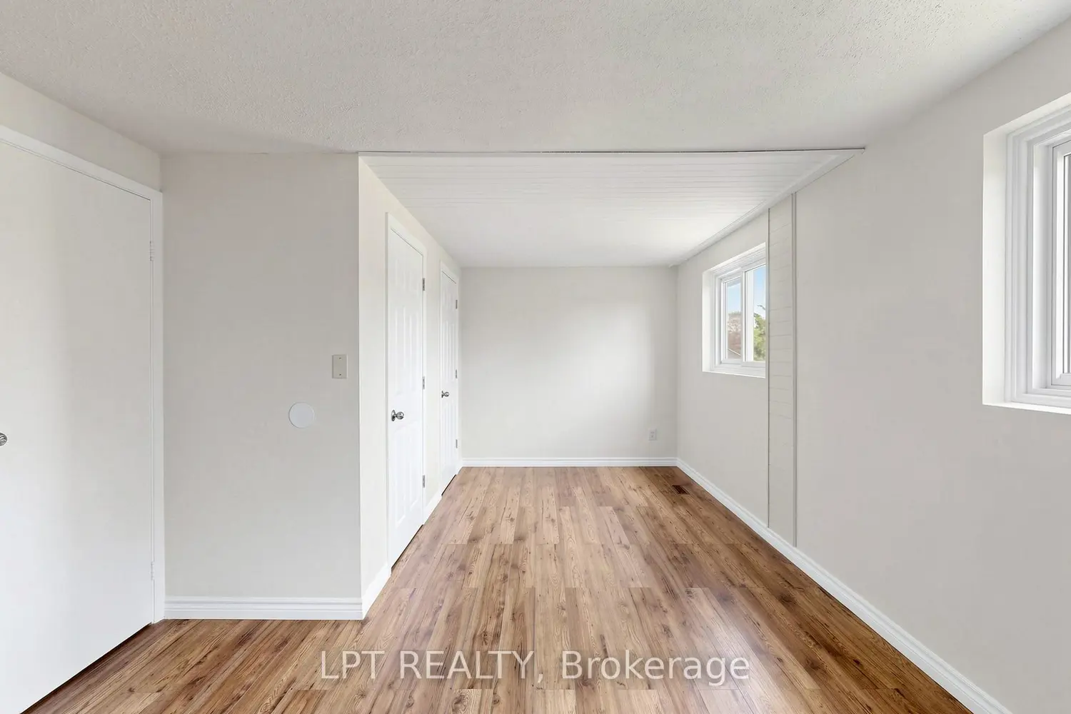 Additional image 9 of 1055 Central Pk Boulevard 32
