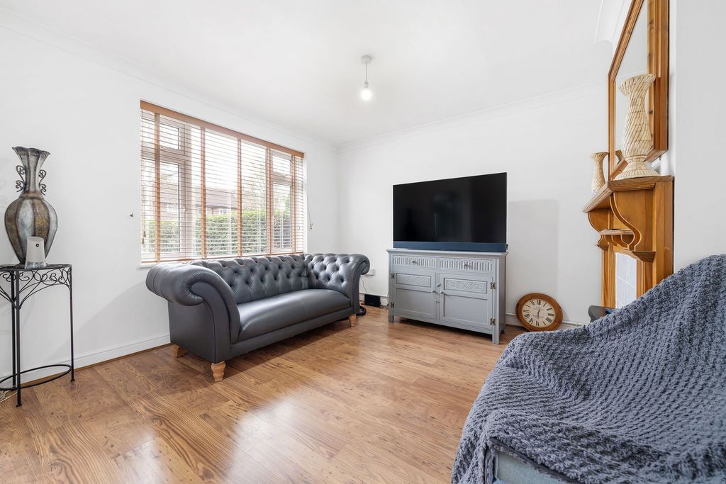 Additional image 6 of 2 bed terraced house for saleLeesons Hill, Orpington BR5