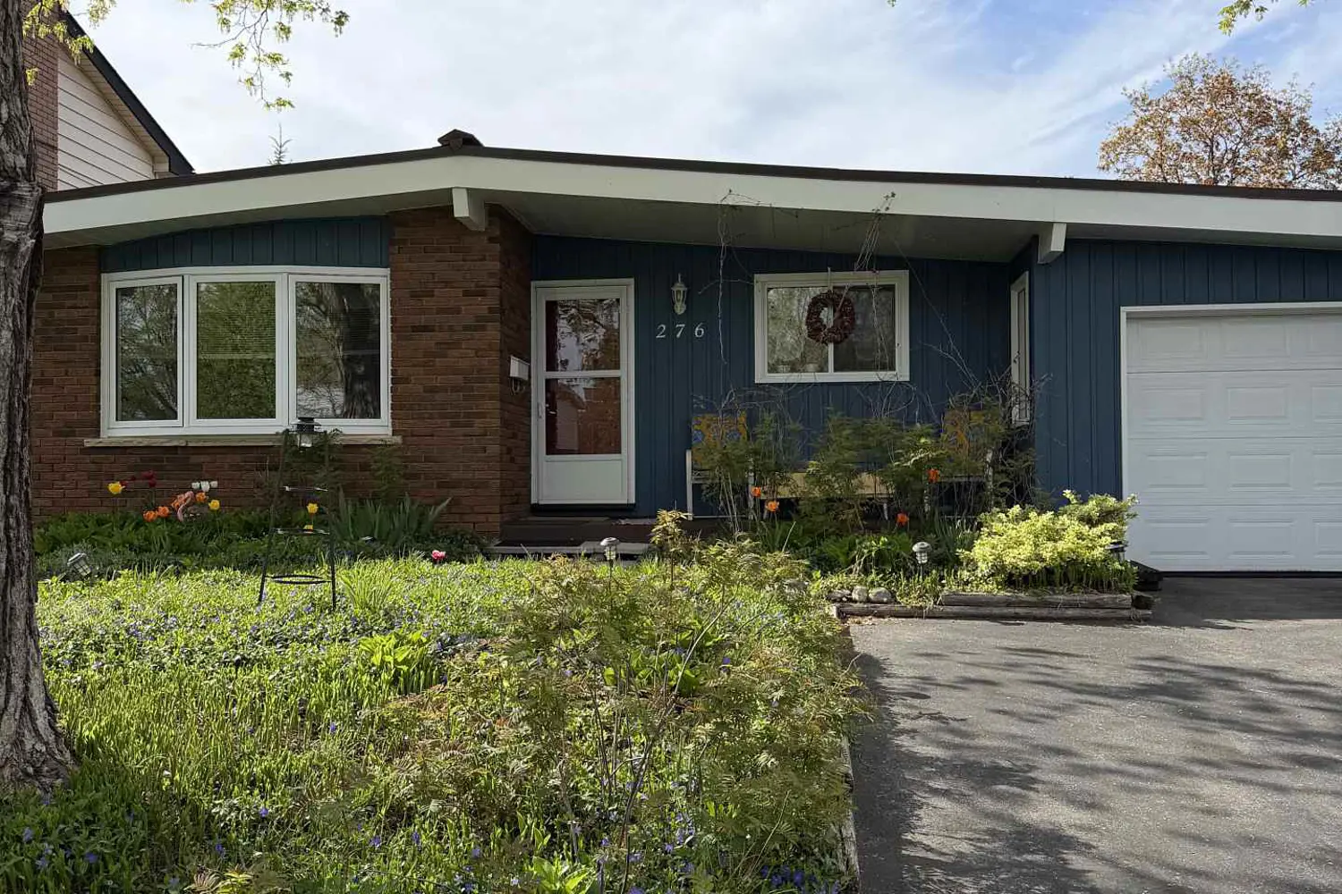 276 Greenlawn Avenue
