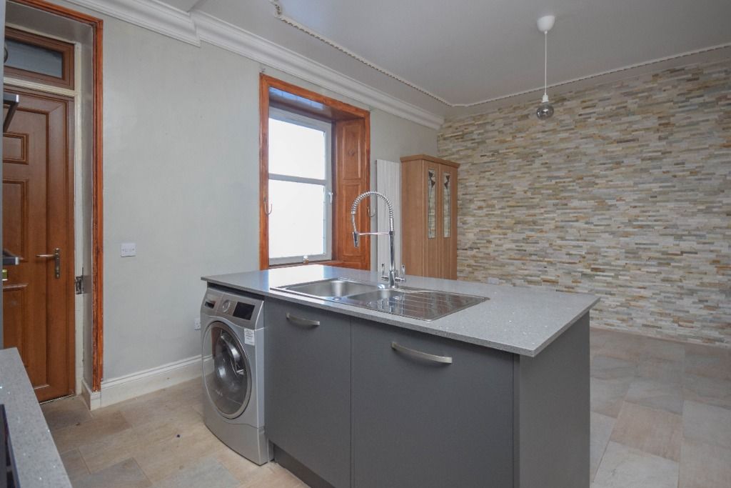Additional image 5 of 2 bed flat to rentMontrose Street, Brechin, Angus DD9
