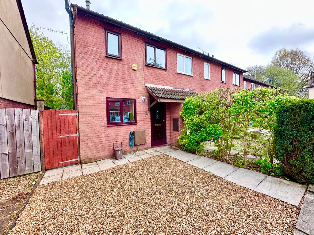 2 bed semi-detached house to rentForge Close, Caerleon, Newport NP18