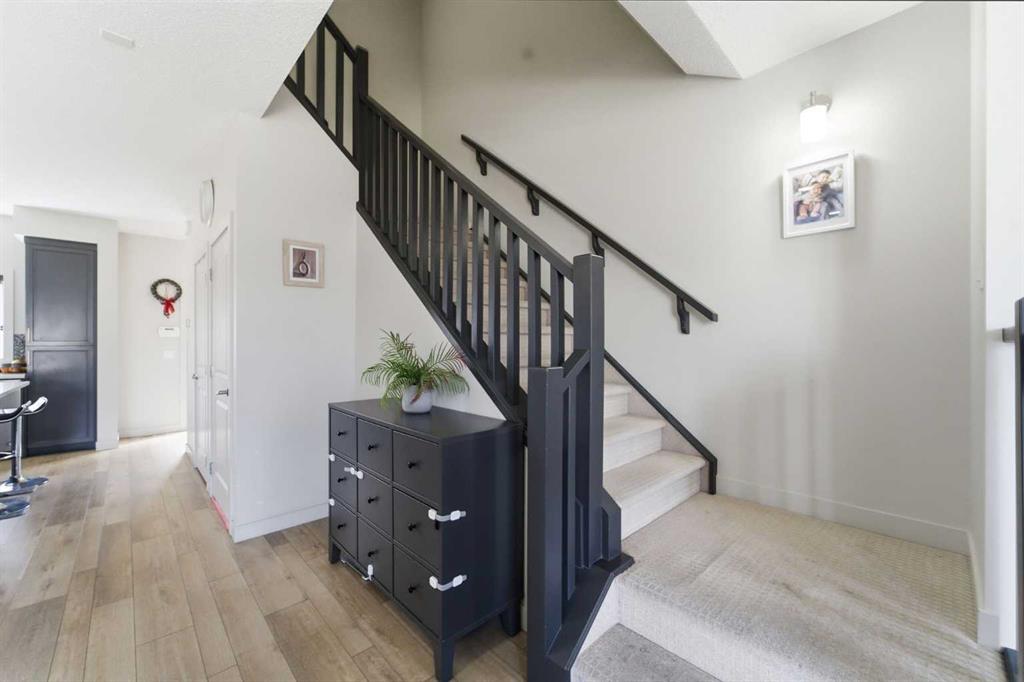 Additional image 6 of 9060 52 Street NE, Calgary, AB, T3J 0V7