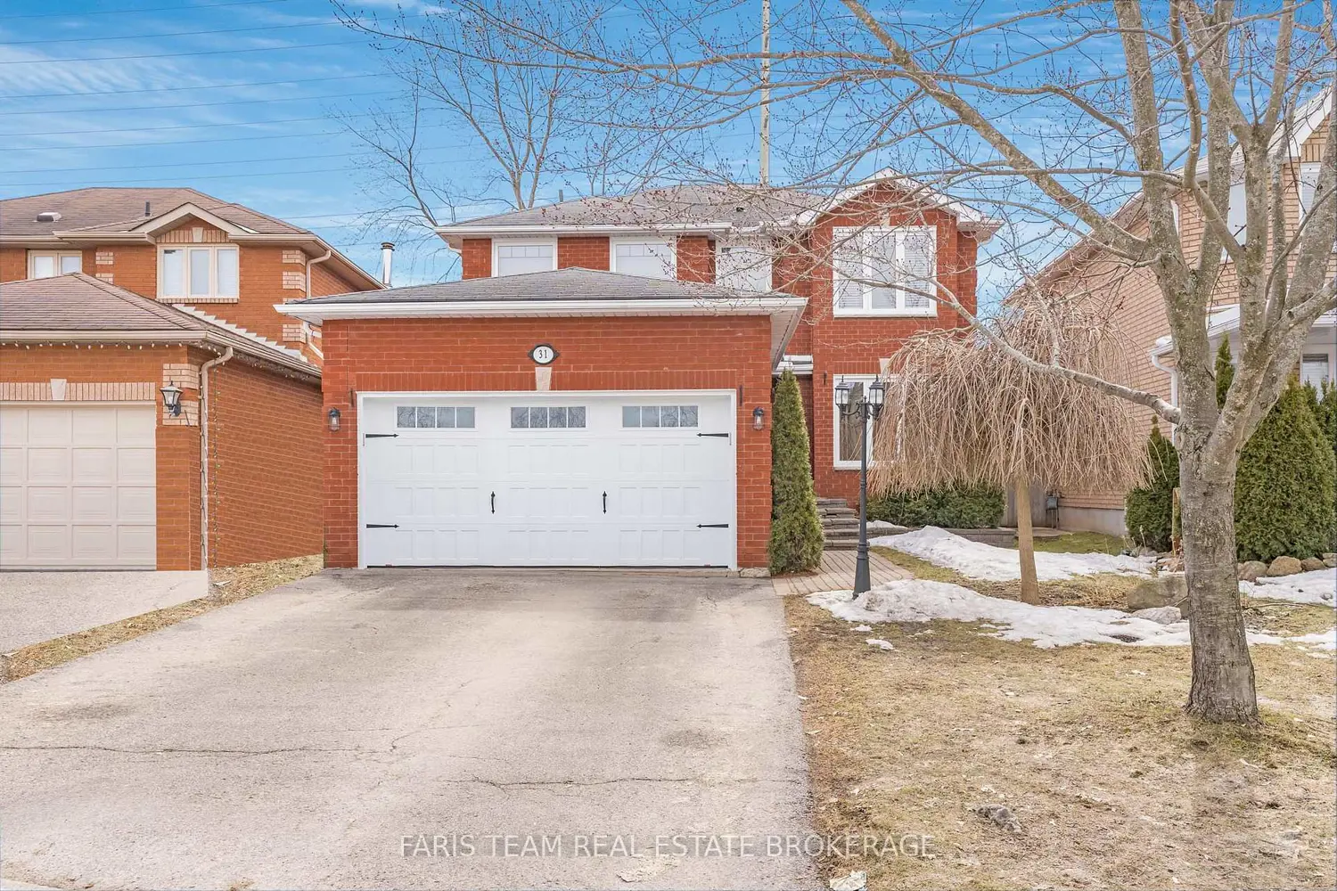 31 Etherington Crescent